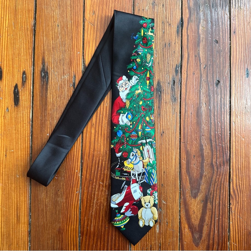 Vintage 00s John Ashford Santa necktie